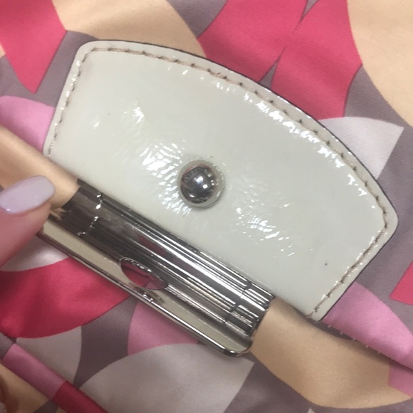 Coach Kristin Chain Link Signature Purse - Picture 3 of 8